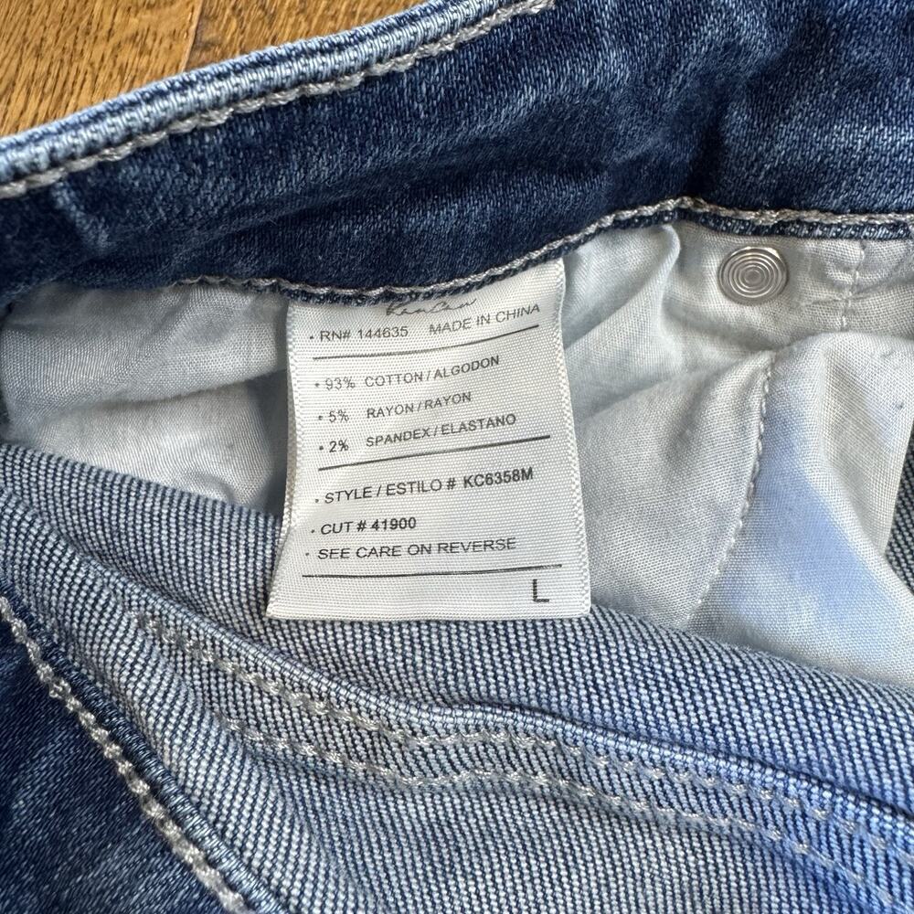 Kancan Cut Off Shorts Womens Sz L Med Wash Frayed Stretch Denim Style KC6358M - Picture 7 of 7